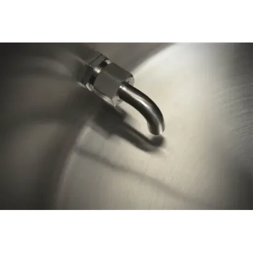 Anvil dip tube
